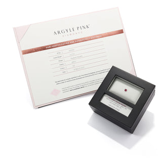 Argyle pink diamond SQUARE RADIANT pRED SI2 1=0.27CT